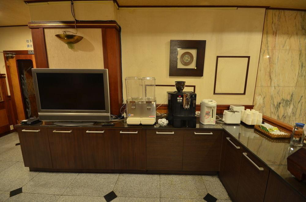 Abbo Hotel Tainan Exterior photo